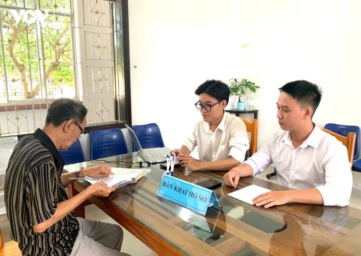 hue thao go diem nghen sau 1 nam van hanh chinh quyen dia phuong 2 cap hinh anh 3