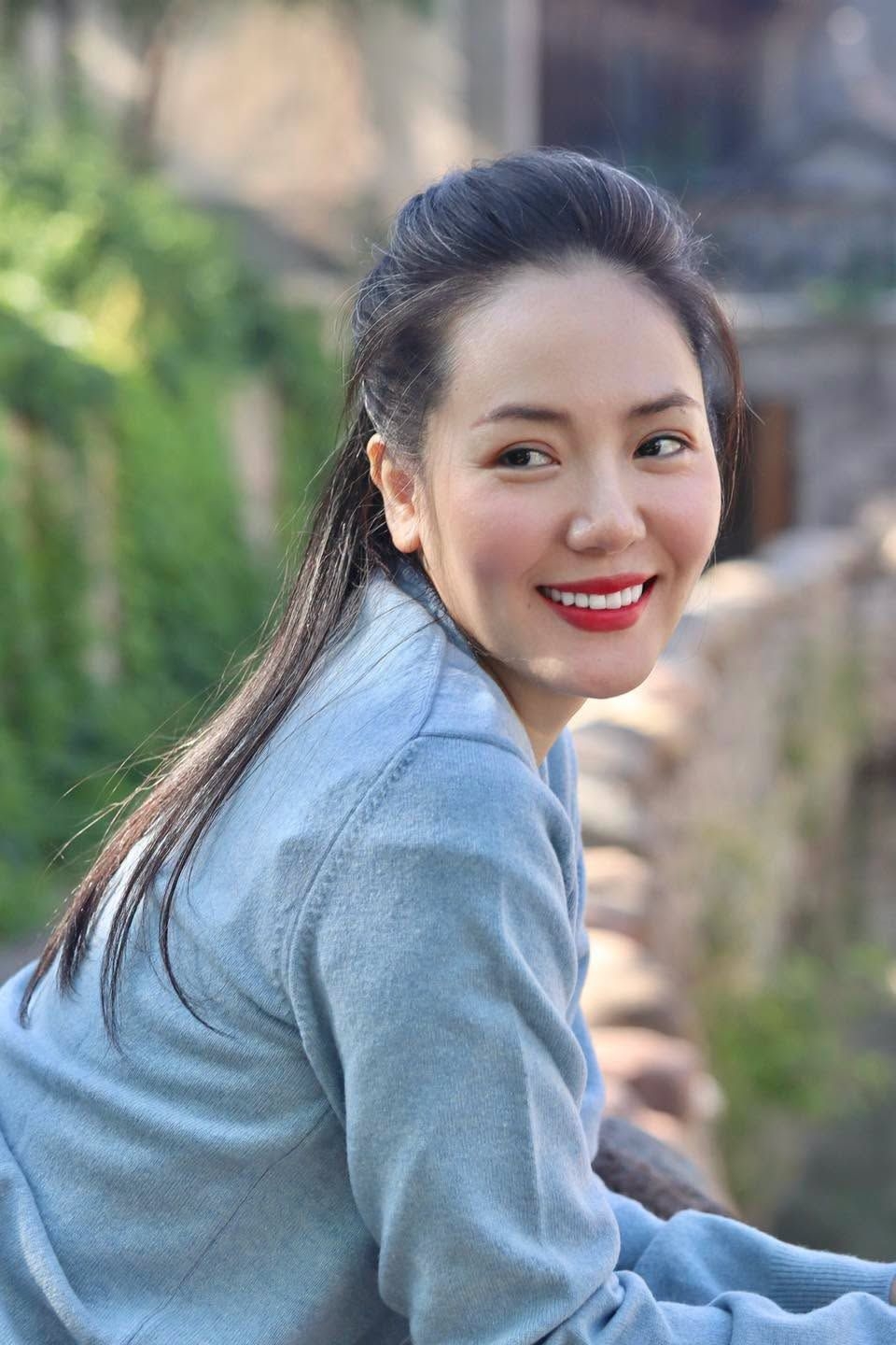 sao viet 5-6 hoa hau tieu vy dep ngot ngao o hoi an hinh anh 6