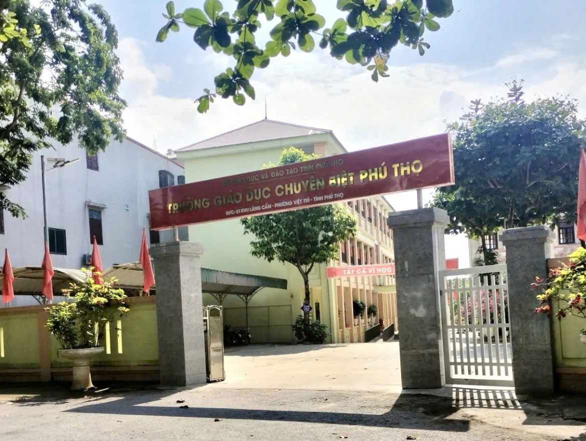 kiem diem ca nhan vu van dong tai tro tai truong giao duc chuyen biet phu tho hinh anh 1