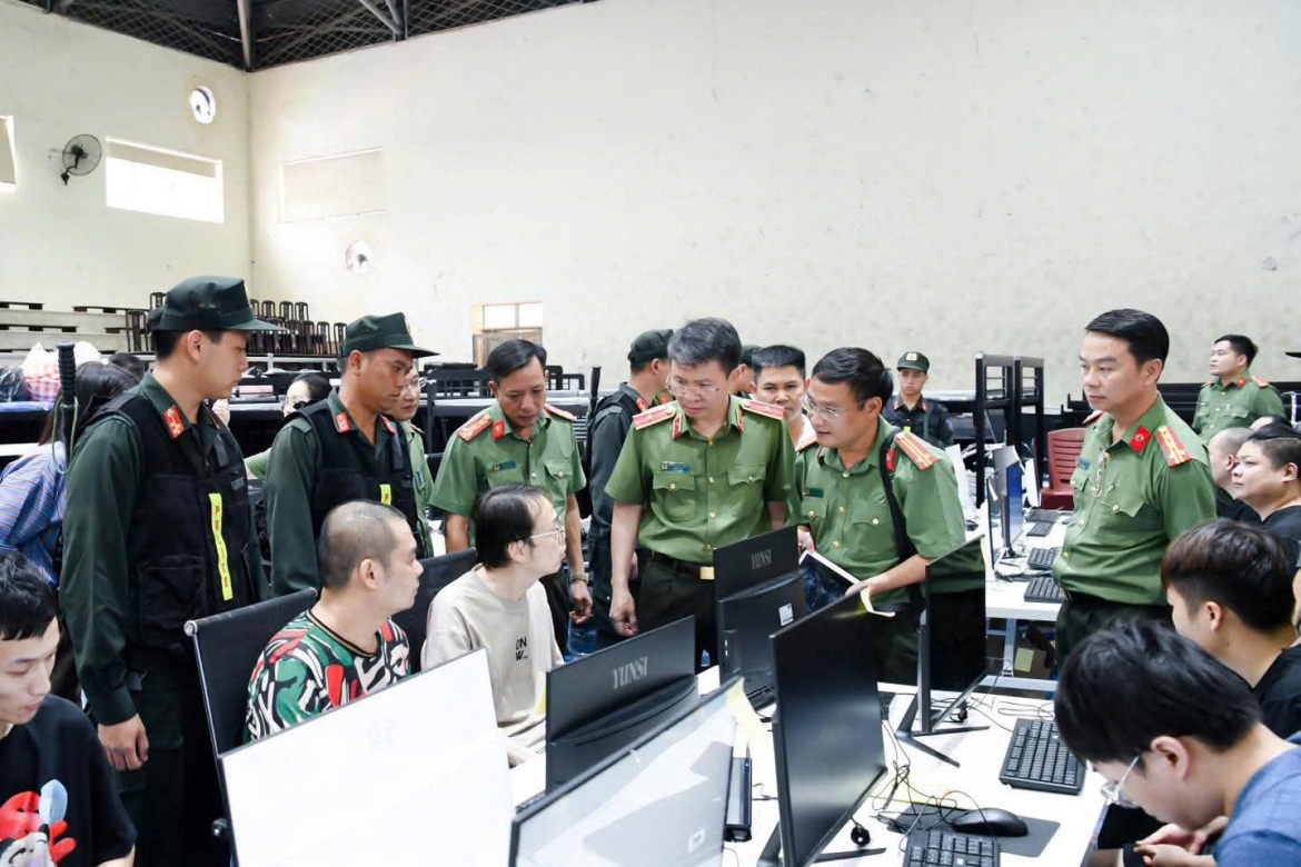 vo hieu hoa trung tam lua dao truc tuyen truoc gio van hanh hinh anh 4