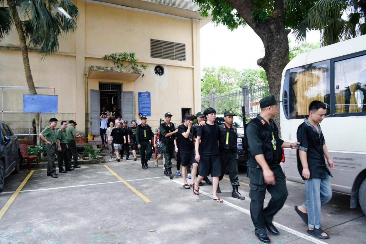 vo hieu hoa trung tam lua dao truc tuyen truoc gio van hanh hinh anh 7