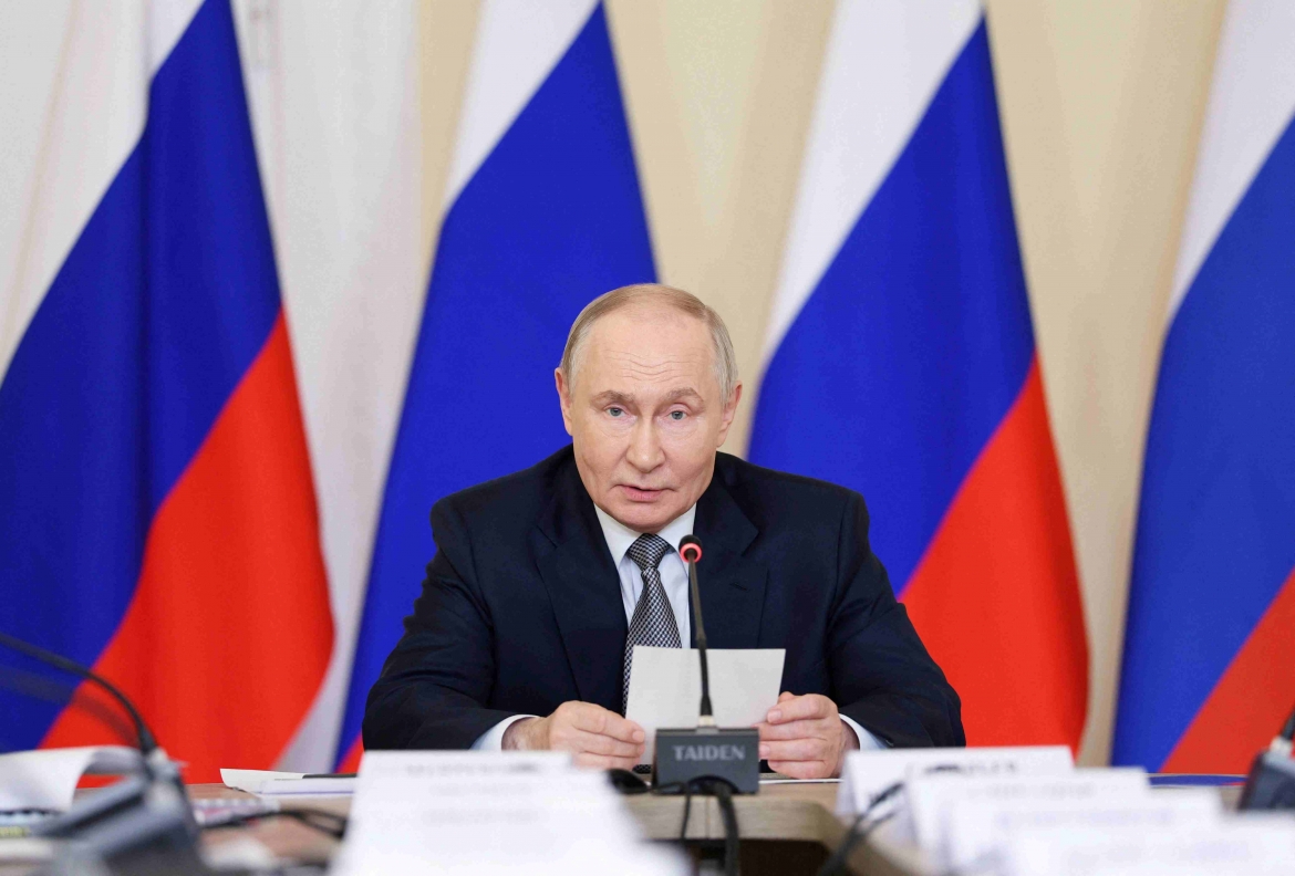 ukraine tan cong don dap, ong putin se tu bo dam phan ngoai giao hinh anh 2