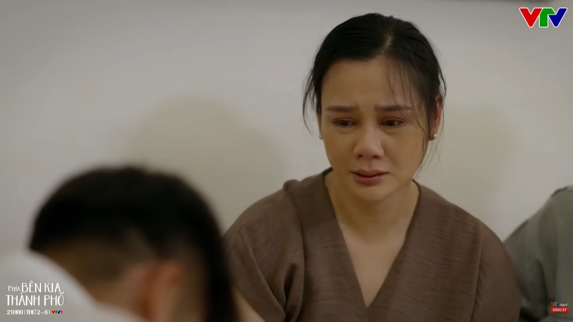 phia ben kia thanh pho khan gia khoc het nuoc mat vi bi kich cua cuong va khue hinh anh 4