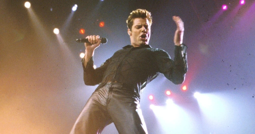 the cup of life, ricky martin va giai dieu world cup 1998 con mai hinh anh 2