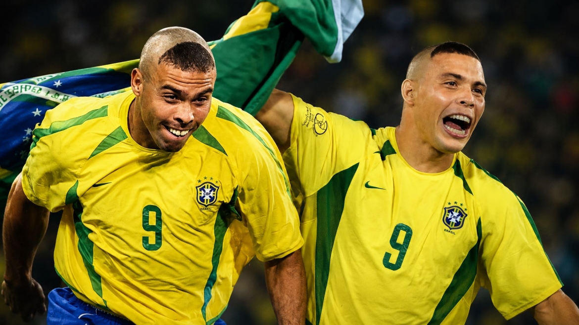 ronaldo dau chuoi , beckham mohican va nhung kieu toc tung gay sot world cup hinh anh 2