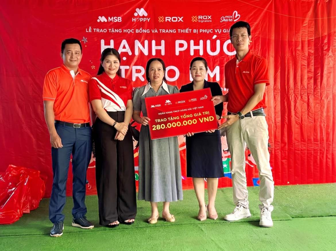 mang yeu thuong den nhung diem truong con nhieu kho khan hinh anh 1