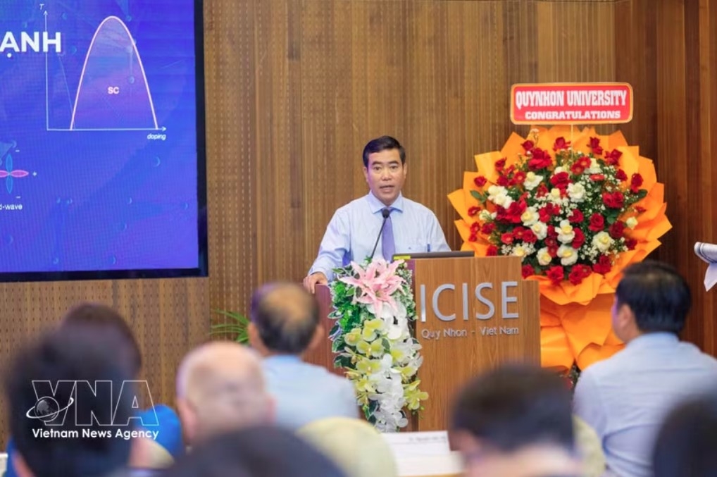 global physicists discuss strongly correlated electron materials advances picture 1