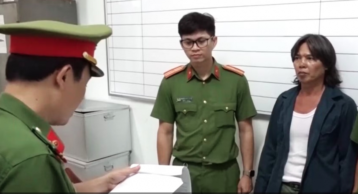 Tạm giữ ba đối tượng trong hai nhóm “hỗn chiến” bằng hung khí trên đường phố