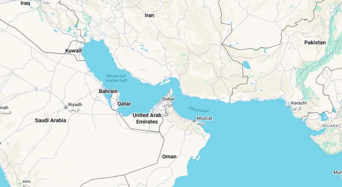 iran tuyen bo tan cong tau my tren vinh ba tu hinh anh 2