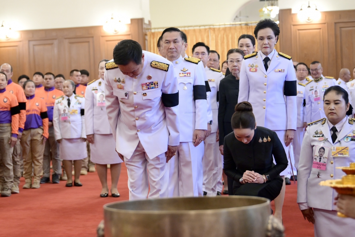 thai lan cu hanh nghi le quoc tang tien biet cong chua bajrakitiyabha hinh anh 8