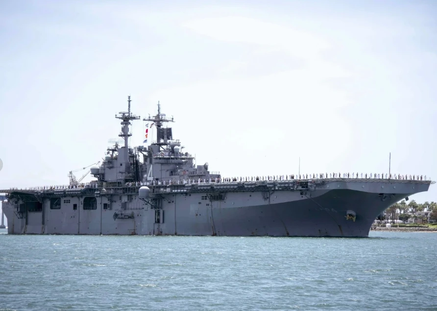 iran doi luat choi o hormuz, my roi vao the tien thoai luong nan hinh anh 1