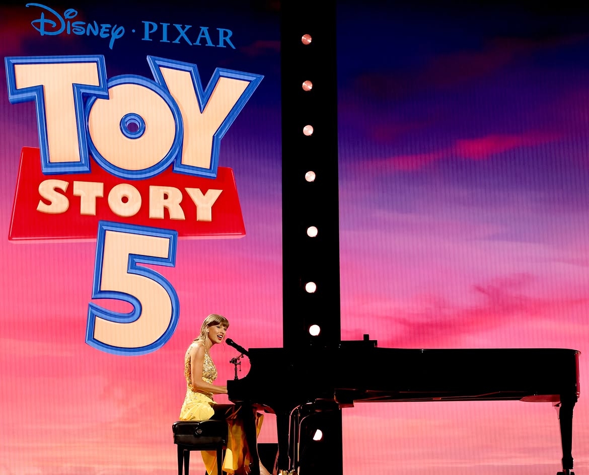 taylor swift khep lai toy story 5 bang ca khuc khien khan gia khong no roi rap hinh anh 5