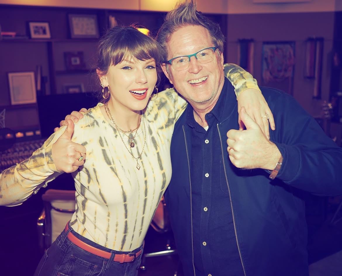 taylor swift khep lai toy story 5 bang ca khuc khien khan gia khong no roi rap hinh anh 2