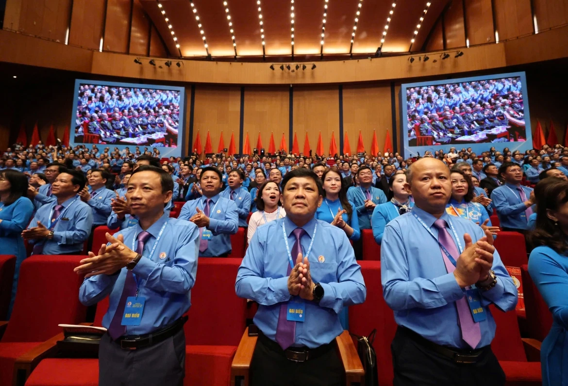 tong bi thu, chu tich nuoc to lam du khai mac Dai hoi xiv cong doan viet nam hinh anh 3