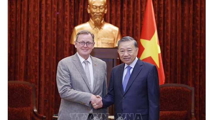 tổng bí thư, chủ tịch nước tiếp phó chủ tịch quốc hội cộng hòa liên bang Đức hình ảnh 1 tong bi thu, chu tich nuoc tiep pho chu tich quoc hoi cong hoa lien bang Duc hinh anh 1