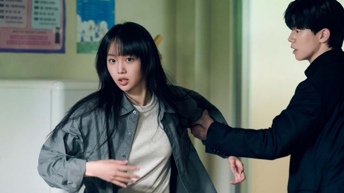 thong tri top 1 netflix toan cau, teach you a lesson van bi chi trich du doi hinh anh 4