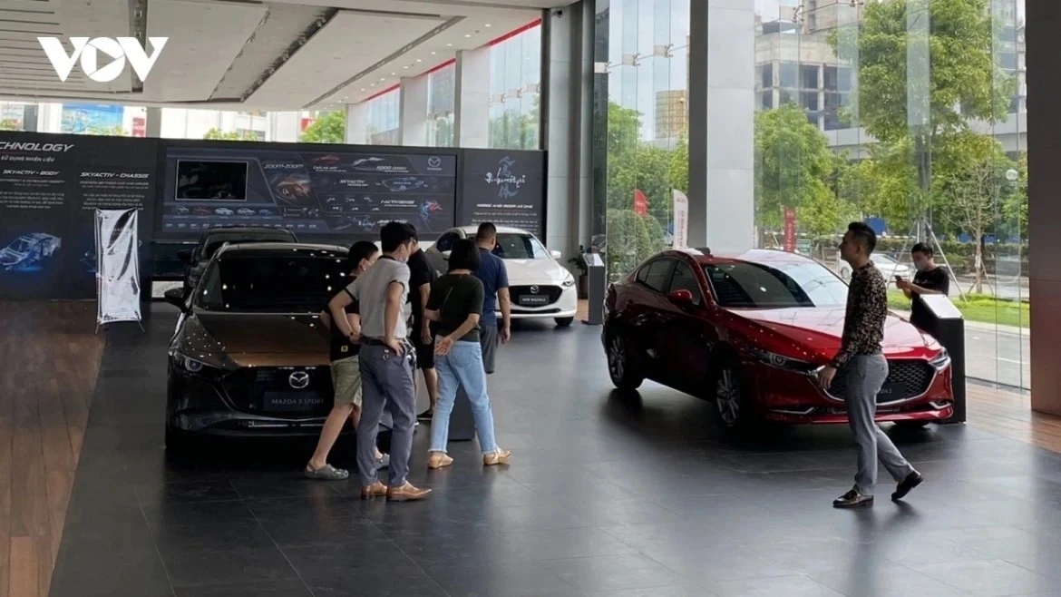Thị trường ô tô khởi sắc, xe hybrid ghi nhận tăng trưởng ấn tượng