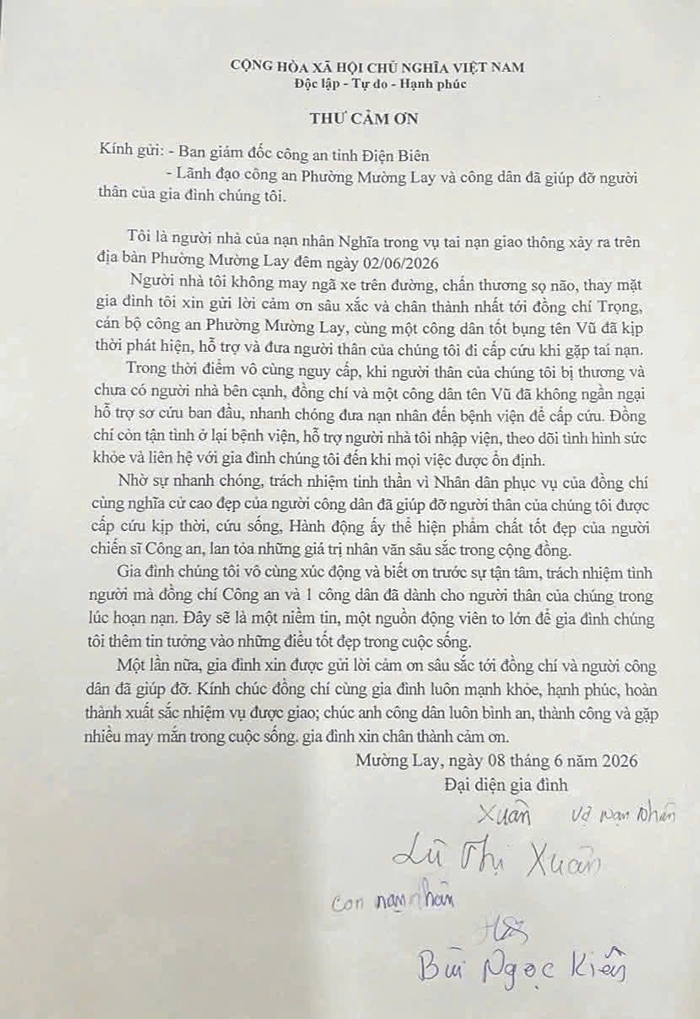 cong an o Dien bien kip thoi cuu nguoi bi tai nan trong dem hinh anh 1