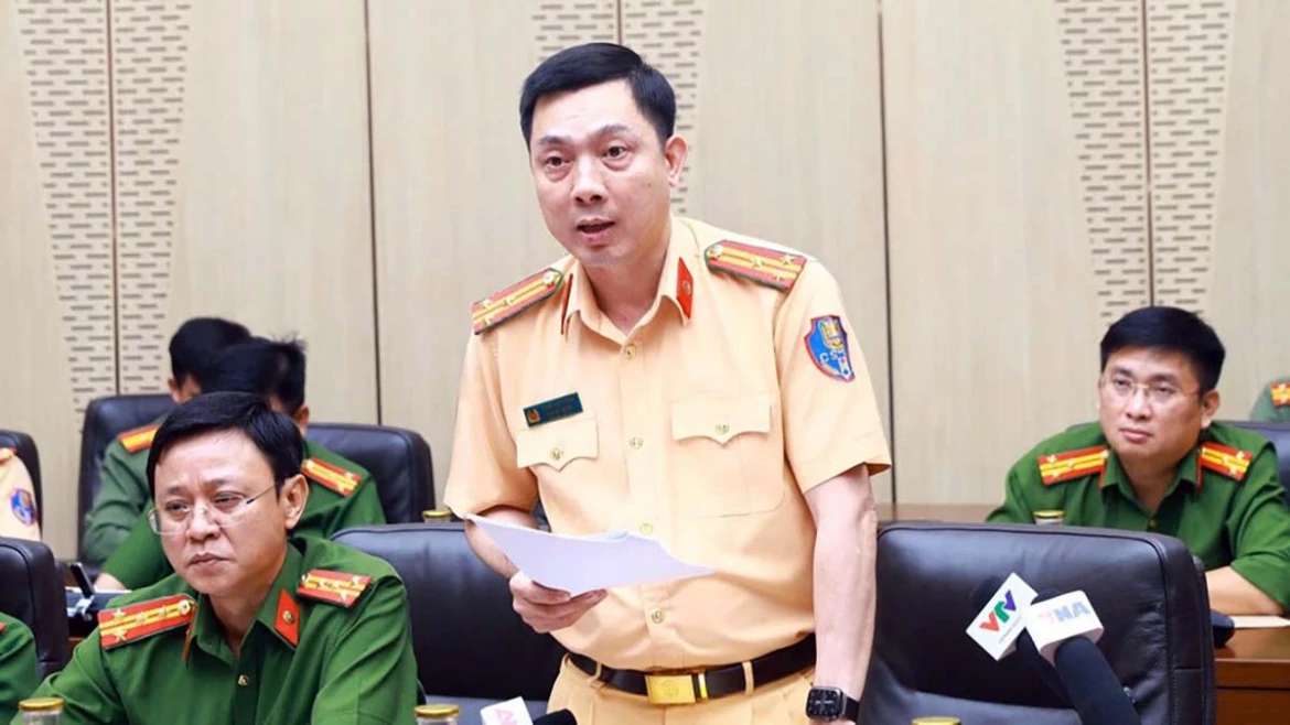 siet chat quan ly van tai, tang muc giam sat bang camera trong khoang hanh khach hinh anh 1