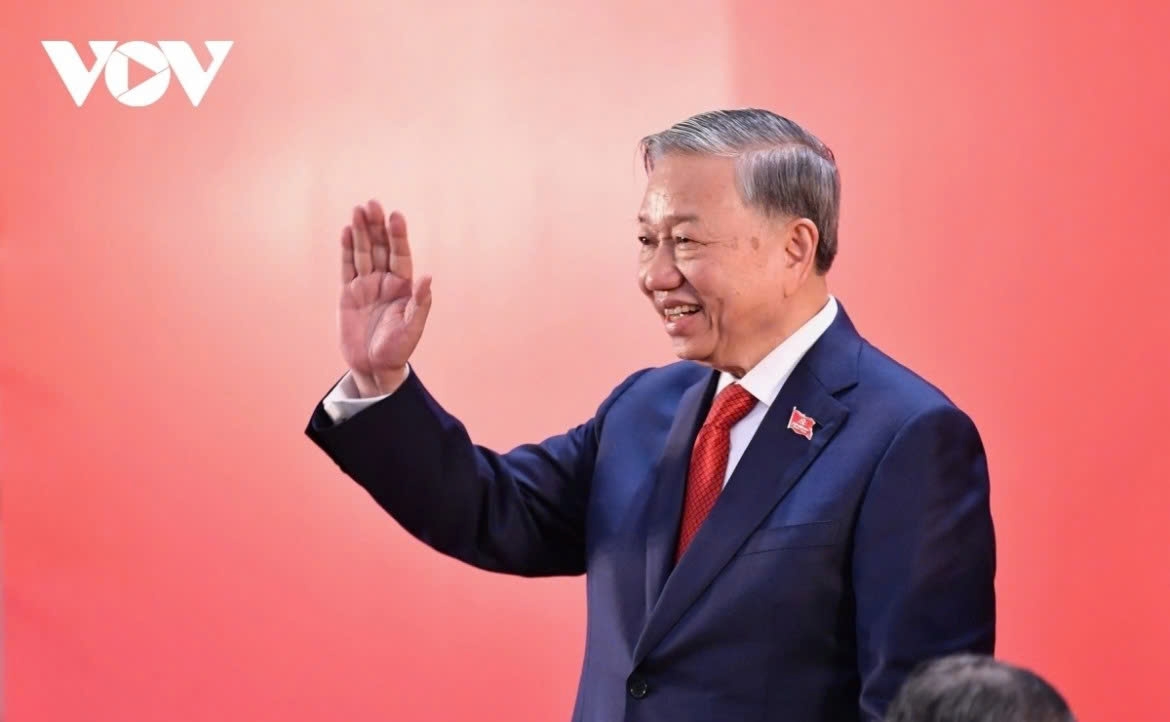 Tổng Bí thư, Chủ tịch nước gửi điện mừng Quốc khánh Cộng hòa Kyrgyzstan