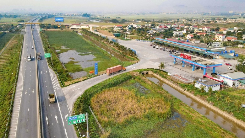 sua doi mot so quy dinh ve duong quoc lo, tram dung nghi hinh anh 1