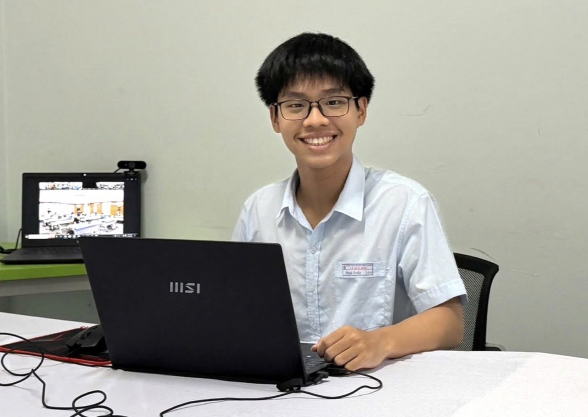 Vietnamese high school student claims gold at first Asia-Pacific AI Olympiad