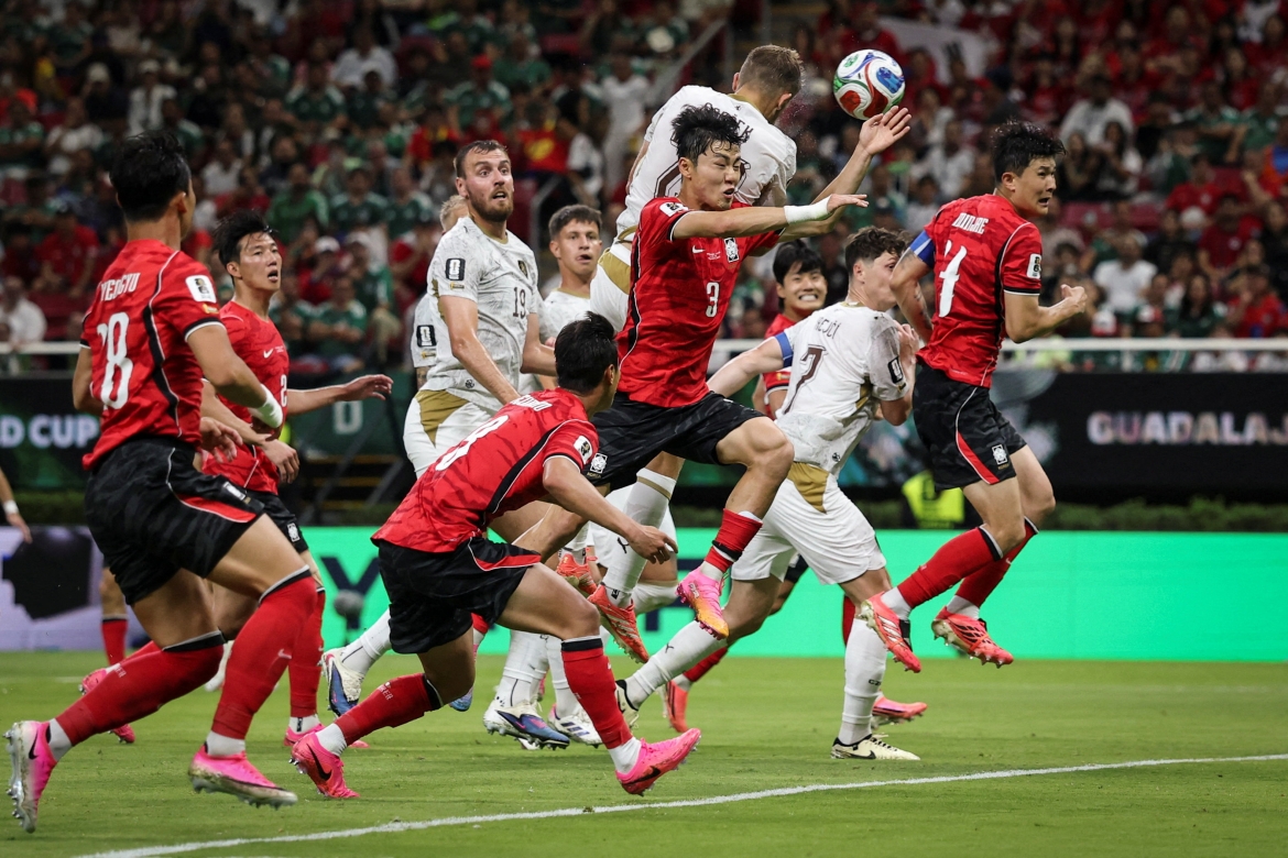 ket qua world cup 2026 hom nay 25-6 mexico cuon phang ch sec voi tran thang dam hinh anh 7