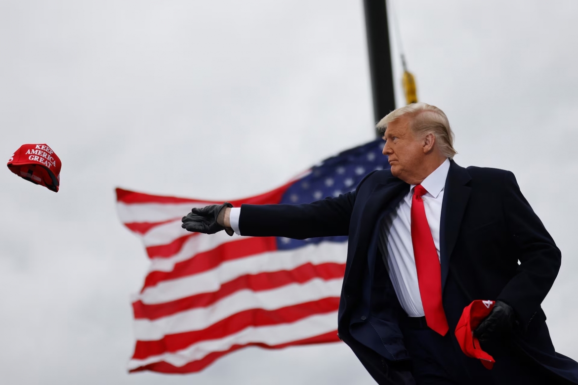 Ong trump don sinh nhat 80 tuoi, van tu tin ve nang luc lanh dao hinh anh 1