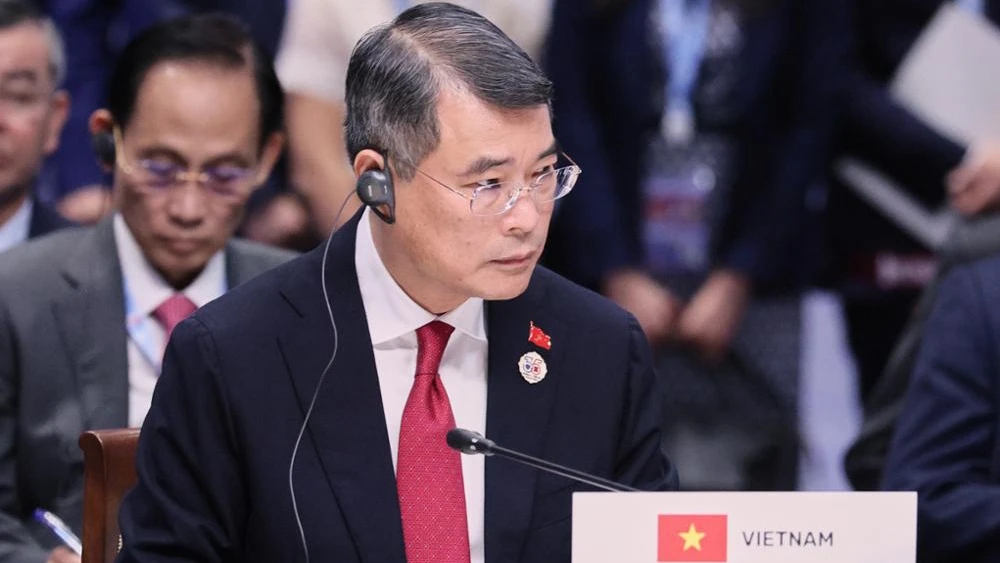 thu tuong du phien toan the hoi nghi cap cao ky niem 35 nam quan he asean nga hinh anh 1