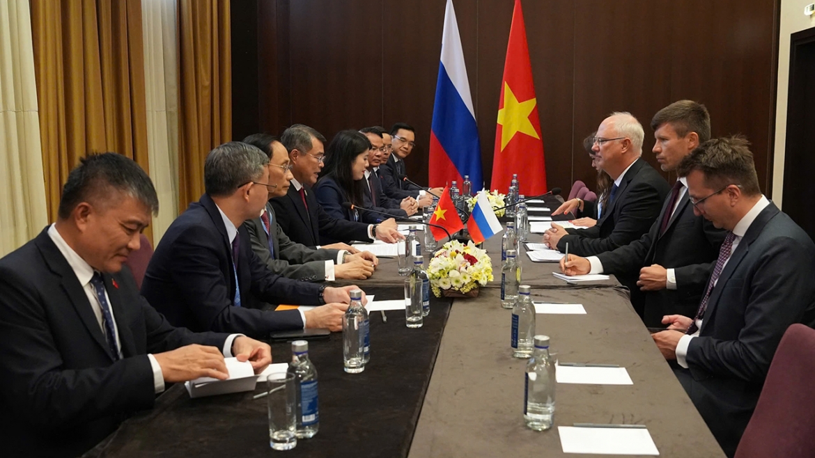 thu tuong chinh phu tiep tong giam doc quy Dau tu truc tiep nga kiril dmitriev hinh anh 3