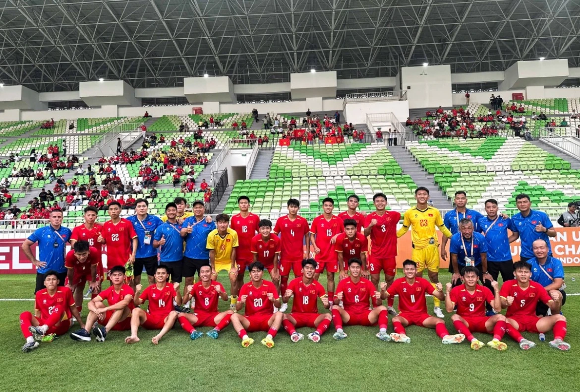 Phản ứng của CĐV Đông Nam Á khi U19 Việt Nam bị loại 4 Xác định 2 đội vào bán kết U19 Đông Nam Á 2026, U19 Việt Nam nín thở chờ đợi