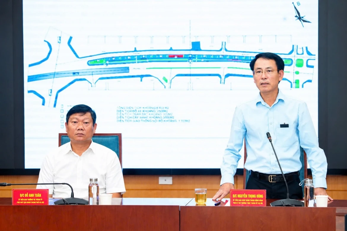ha noi xay dung bai do xe tai dai dat giua duong vanh dai 1 - la thanh hinh anh 2