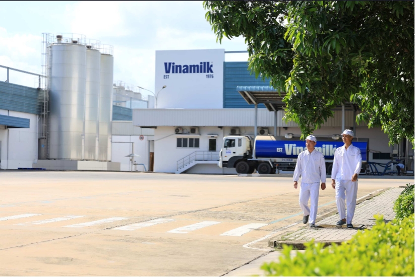 vinamilk khang dinh vi the thuong hieu sua viet hinh anh 1