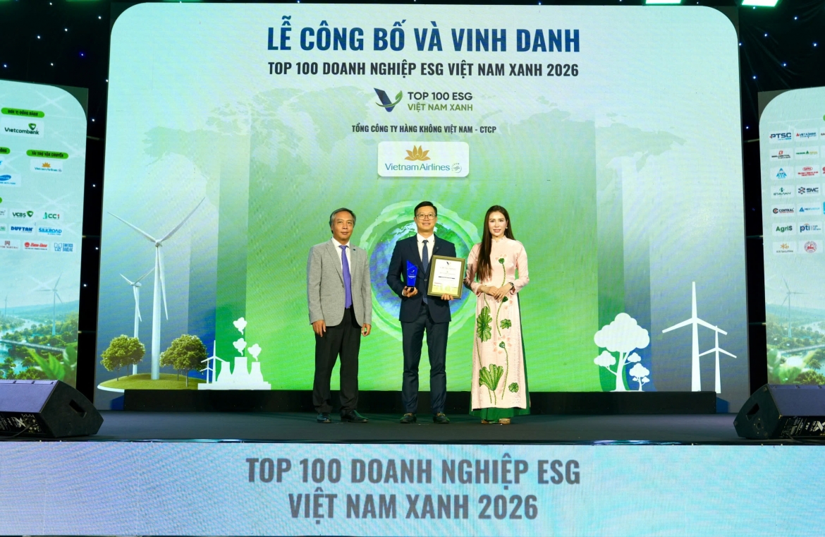 vietnam airlines hai nam lien tiep vao top 10 doanh nghiep esg viet nam xanh hinh anh 2