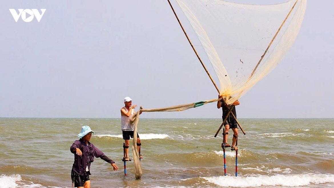 dancing on the waves picture 4