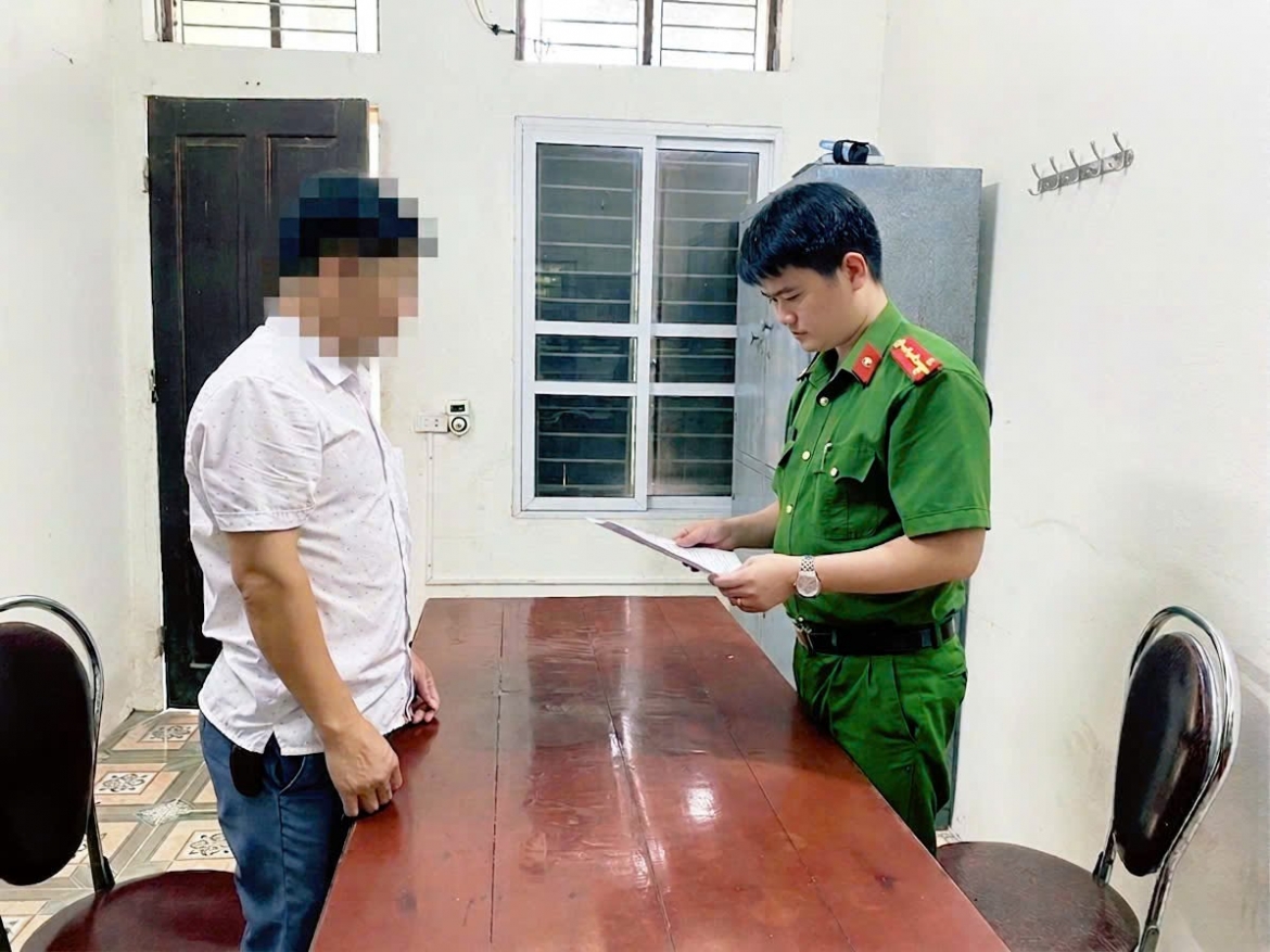 Một trang trại lợn ở Phú Thọ bị xử phạt gần 500 triệu vì xả thải gây ô nhiễm