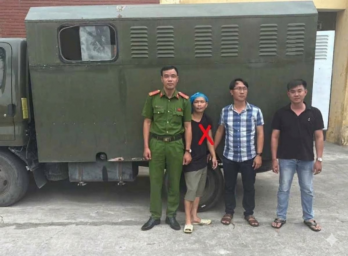 bat giu doi tuong truy na dac biet nguy hiem dang lan tron tai ninh binh hinh anh 1