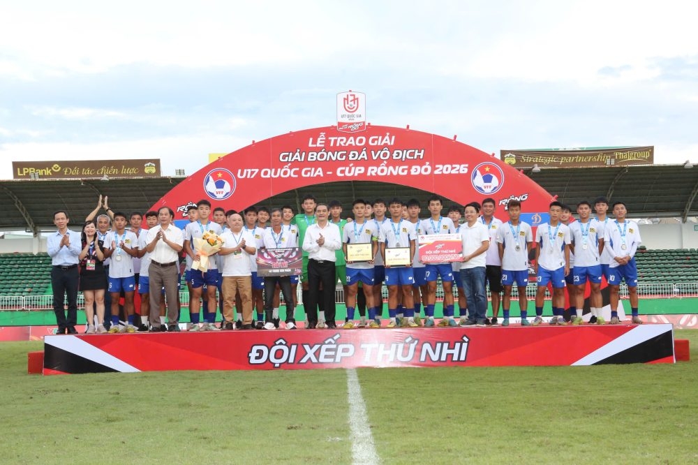 chum anh le trao giai bong da u17 quoc gia 2026 hinh anh 8