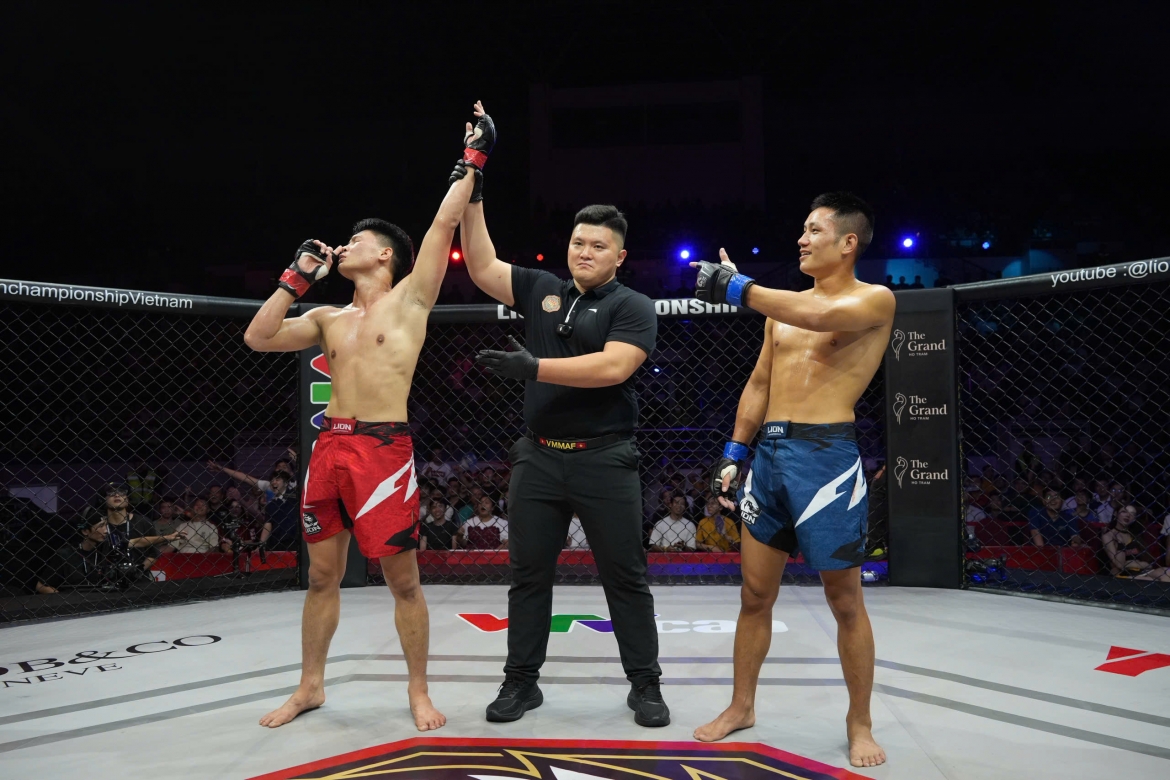 mma lion championship 33 man nhan man so tai vDv viet nam va vo si trung quoc hinh anh 10