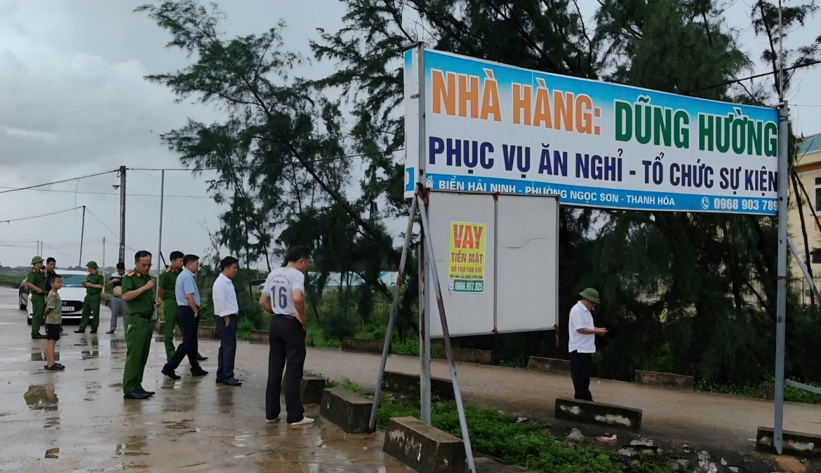 thanh hoa hai tre tu vong canh bien quang cao hinh anh 1