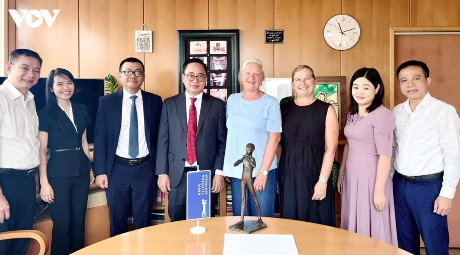 vov, rtv slovenia seek closer media cooperation in digital era picture 1