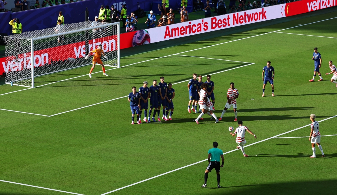 ket qua world cup 2026 hom nay 2 7 my thang bosnia trong the thieu nguoi hinh anh 32