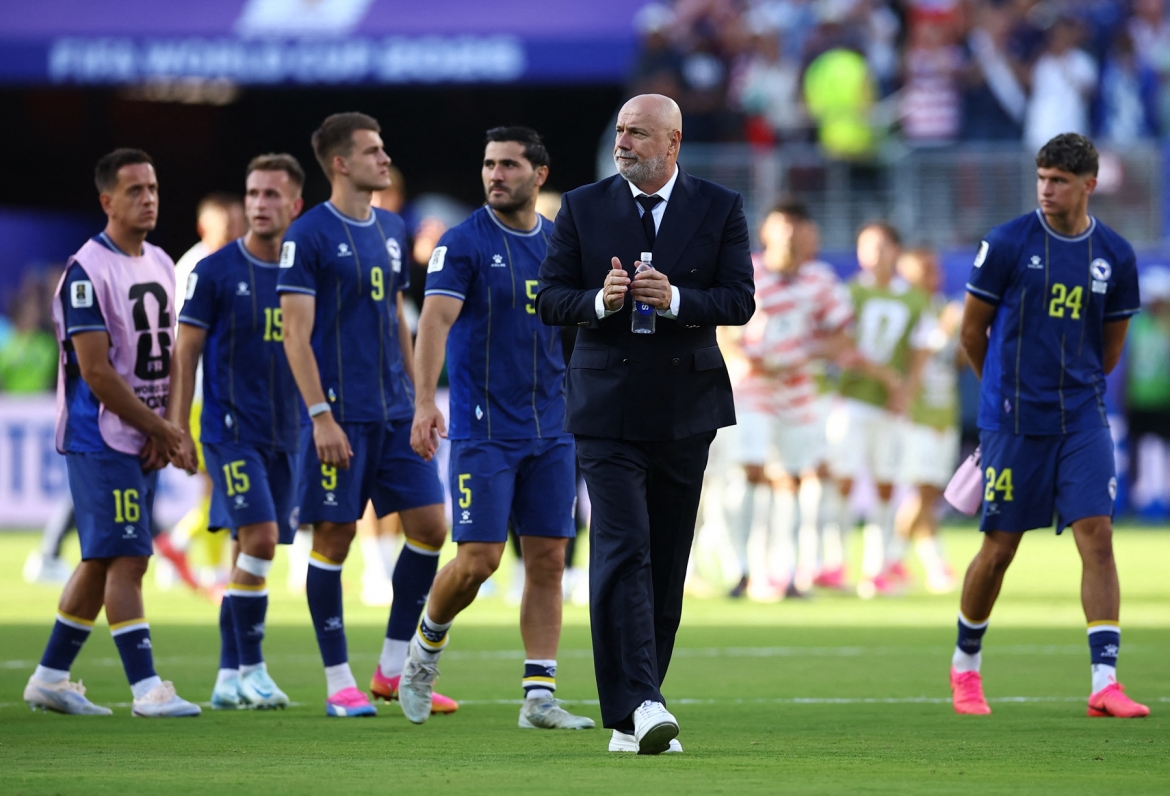 ket qua world cup 2026 hom nay 2 7 my thang bosnia trong the thieu nguoi hinh anh 7