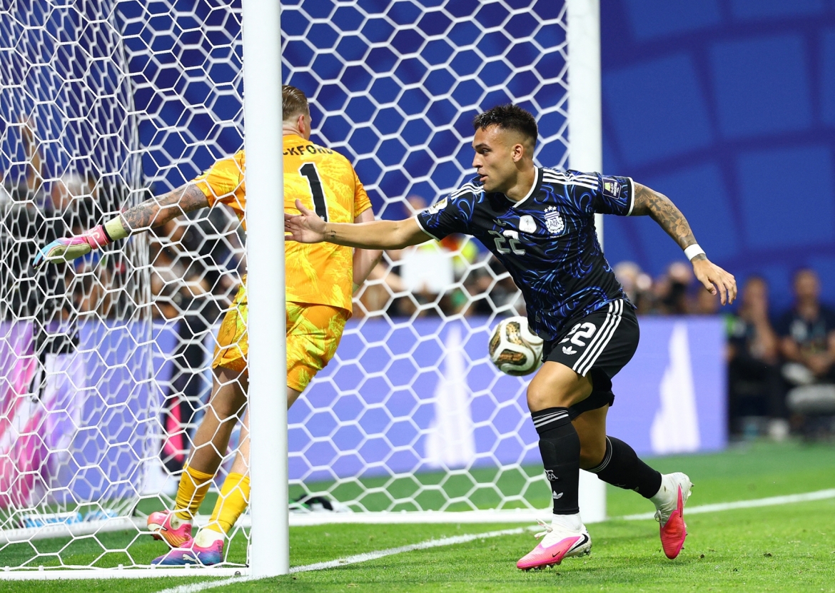 messi toa sang, argentina thang nguoc anh de vao chung ket world cup 2026 hinh anh 7