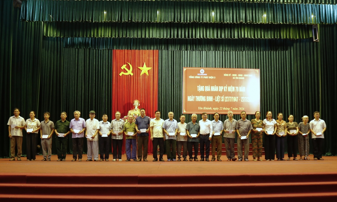 947 phan qua tri an duoc evngenco3 trao tang tai ninh binh nhan dip 27 7 hinh anh 2