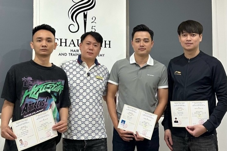 chau anh hair academy dao tao nghe toc chinh quy, co hoi lap nghiep cho nguoi tre hinh anh 4