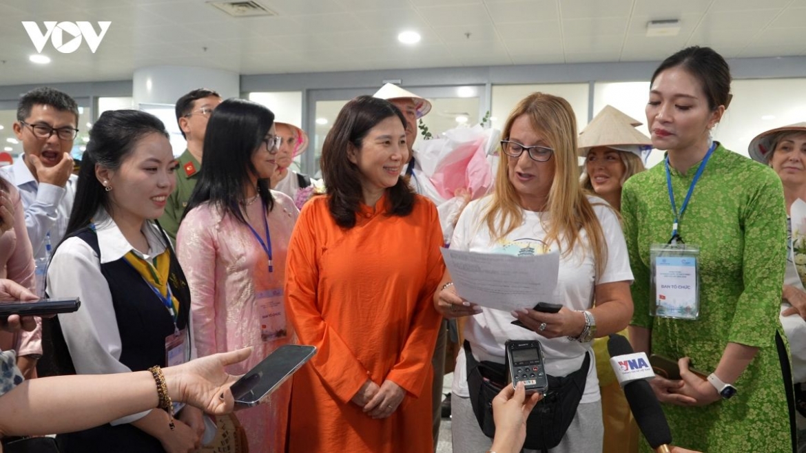 hanoi welcomes five-millionth international visitor of 2026 picture 2