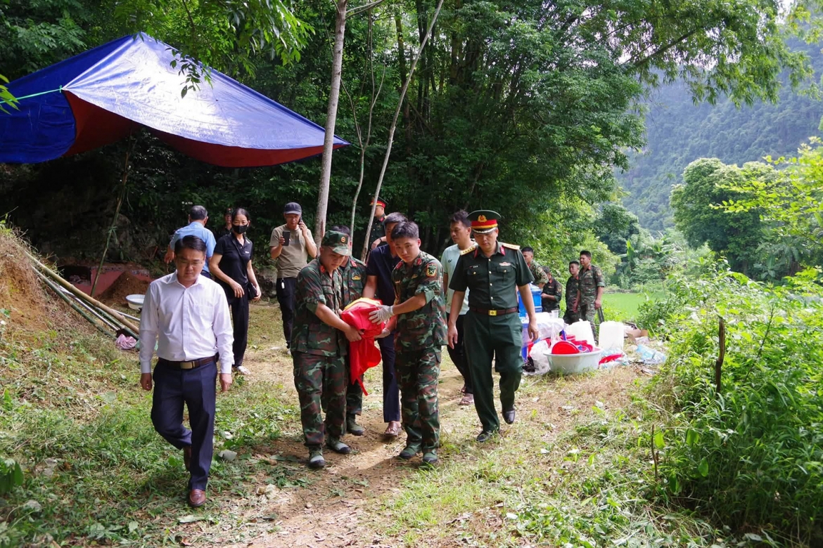 chien dich 500 ngay dem tai cao bang menh lenh tu trai tim hinh anh 4