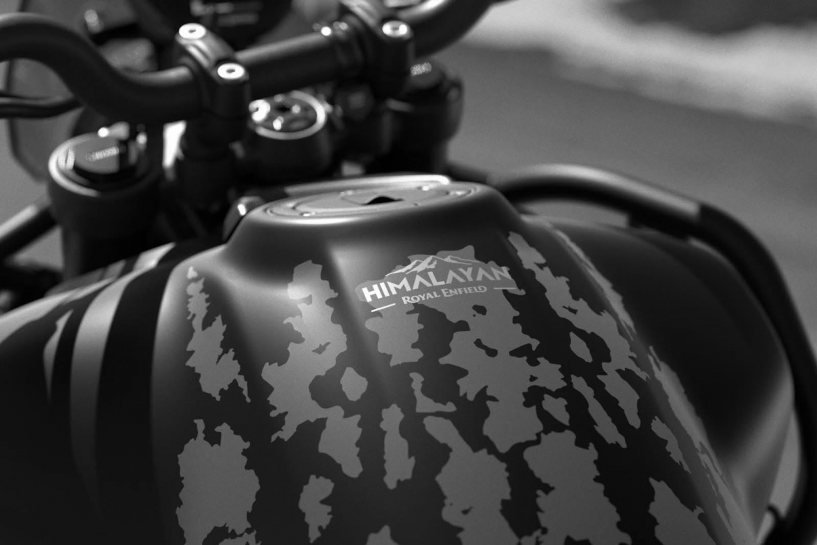 kham pha royal enfield himalayan mana black edition vua ra mat, gia 210 trieu dong hinh anh 4
