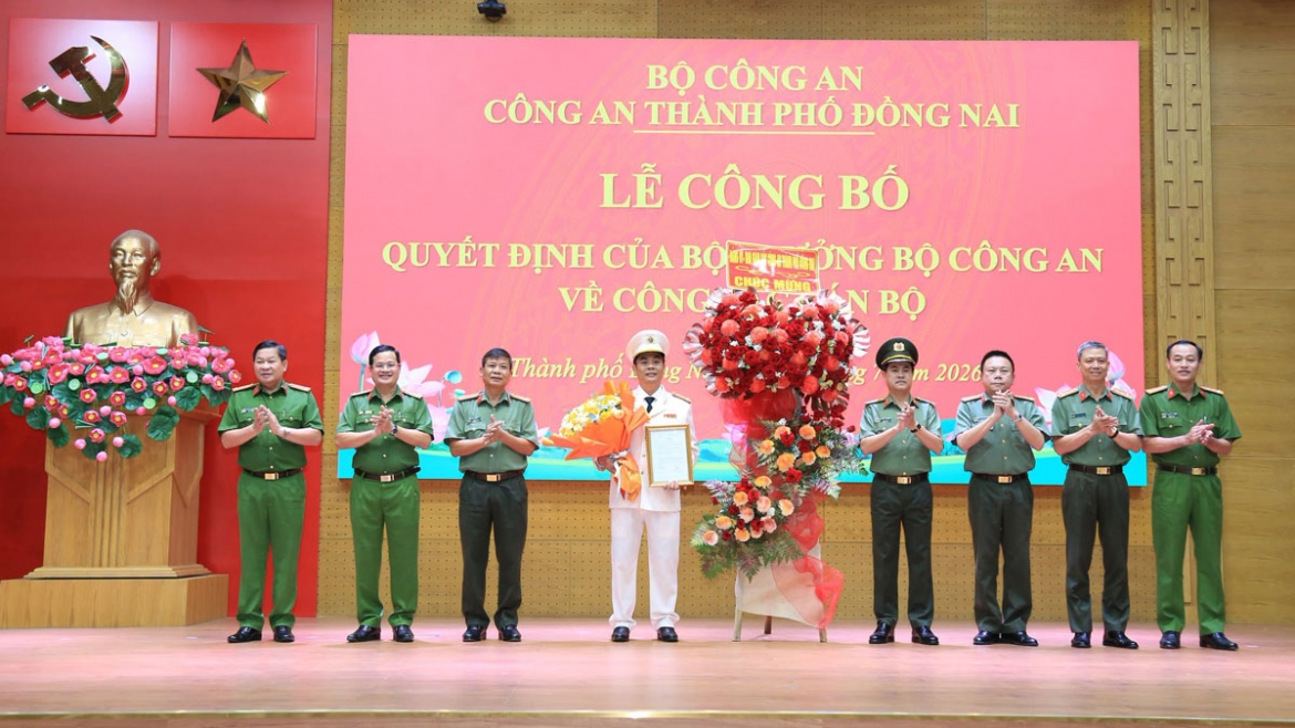 Dai ta tran trong thuy duoc bo nhiem lam pho giam doc cong an tp.Dong nai hinh anh 2
